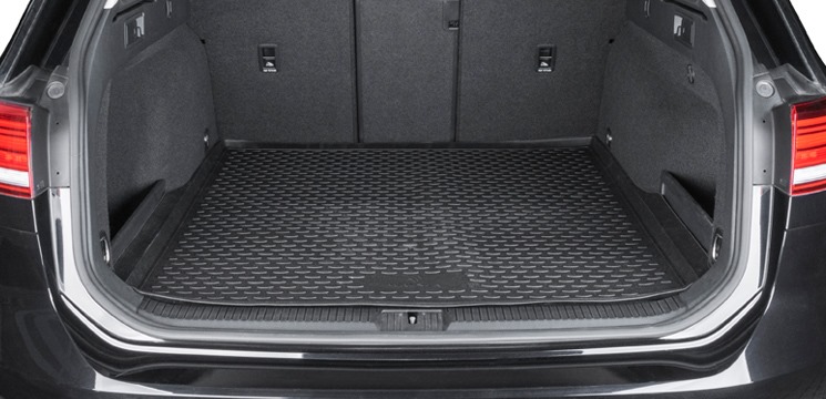 Vasca baule per MERCEDES CLA C117 berlina 2013 in poi su misura in gomma